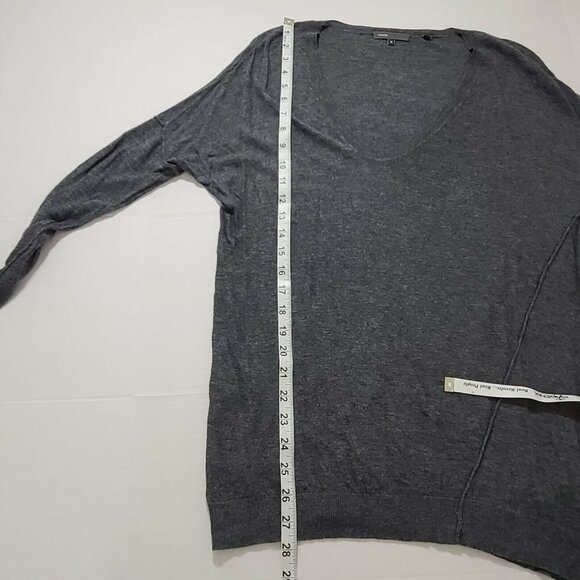 Vince Gray V-Neck Long Sleeve Lightweight Sweater Raw Hem Details‎ Wool Blend M - Picture 9 of 12